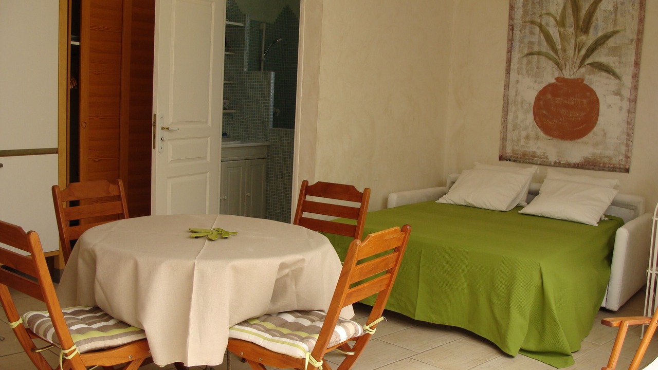 Photo of Bedroom in Saint-Saturnin-les-Avignon