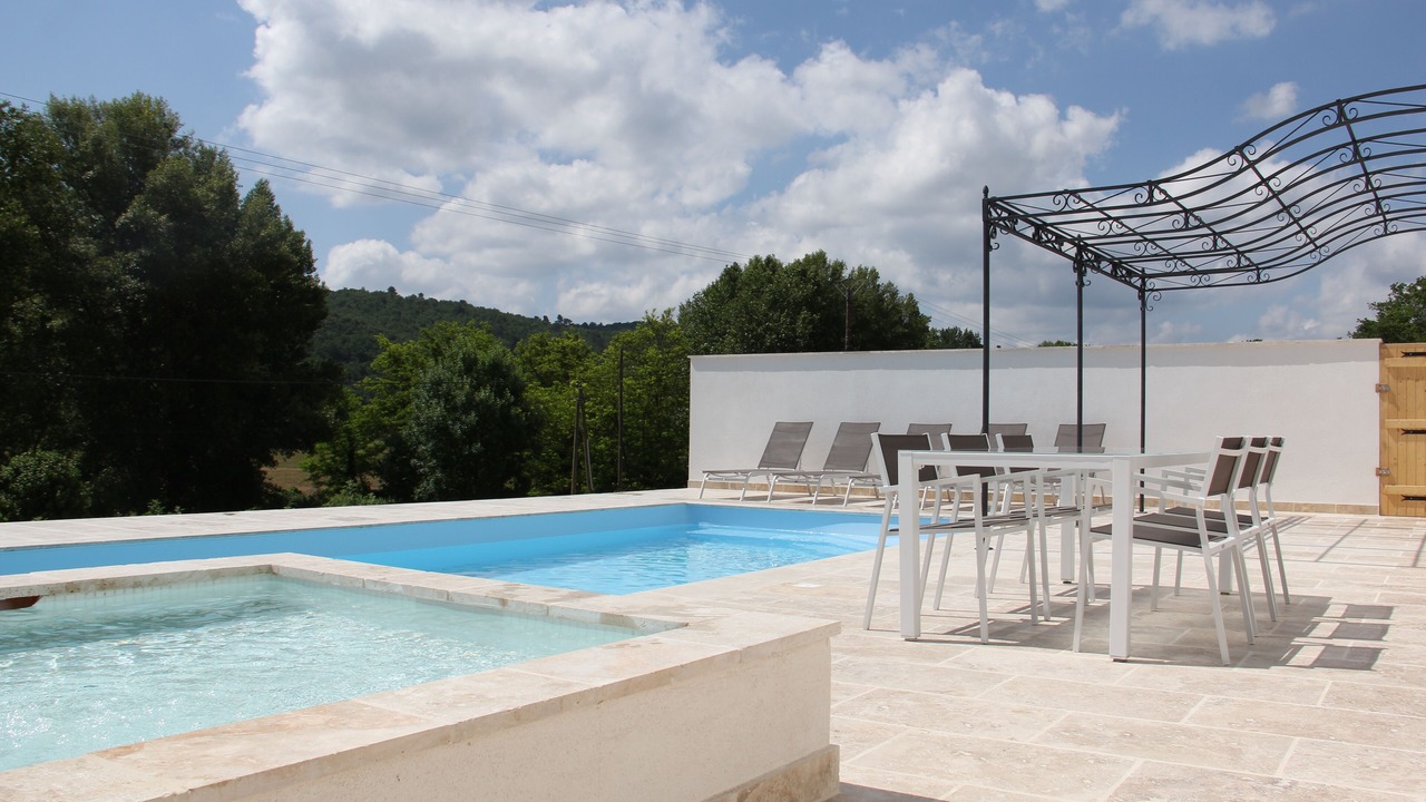 Photo of Outdoor in Allemagne-en-Provence