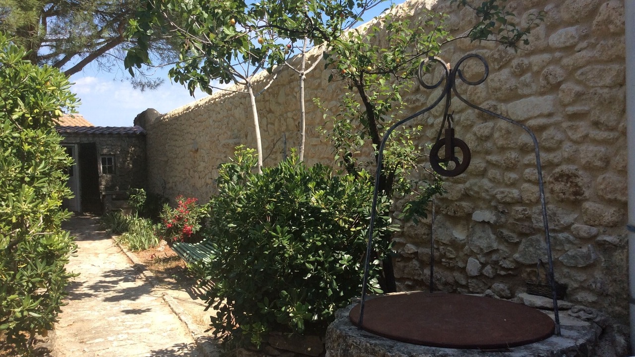 Photo of Outdoor in Robion