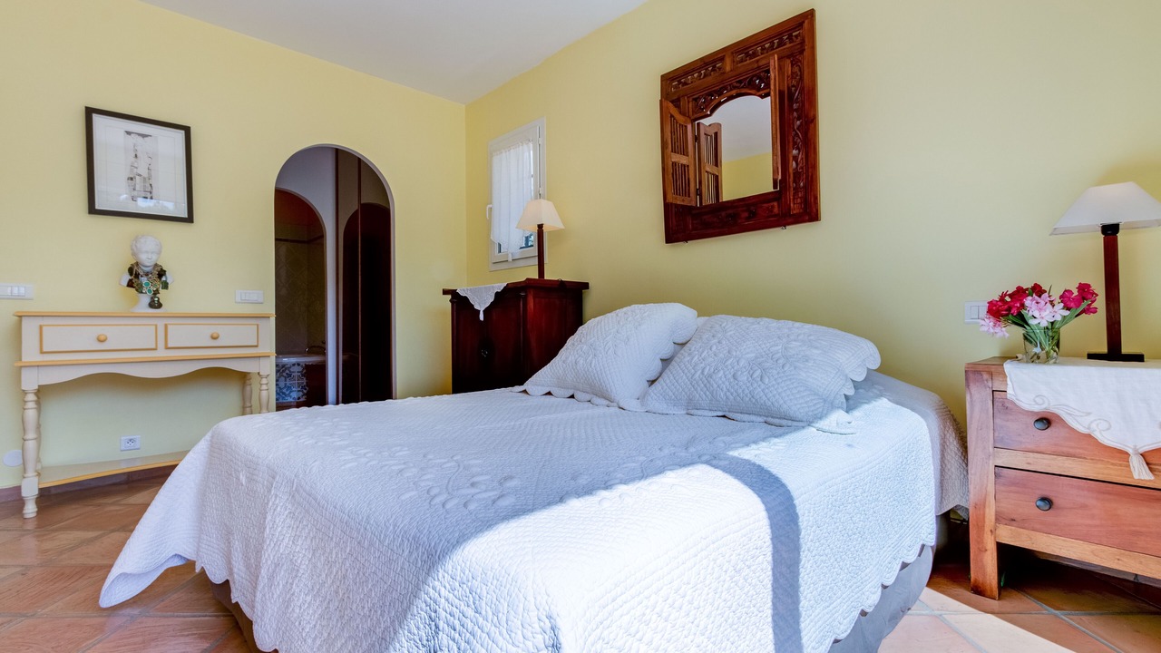 Photo of Bedroom in Pelissanne
