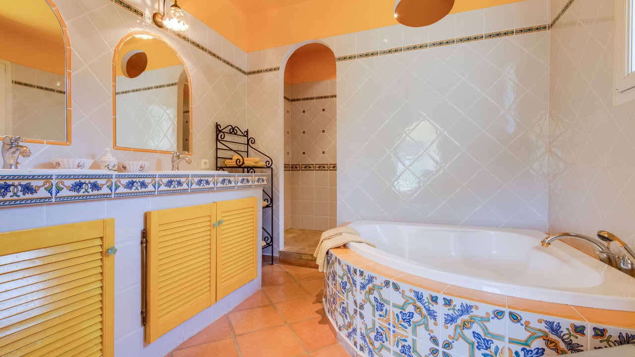 Photo of Bathroom in Pelissanne