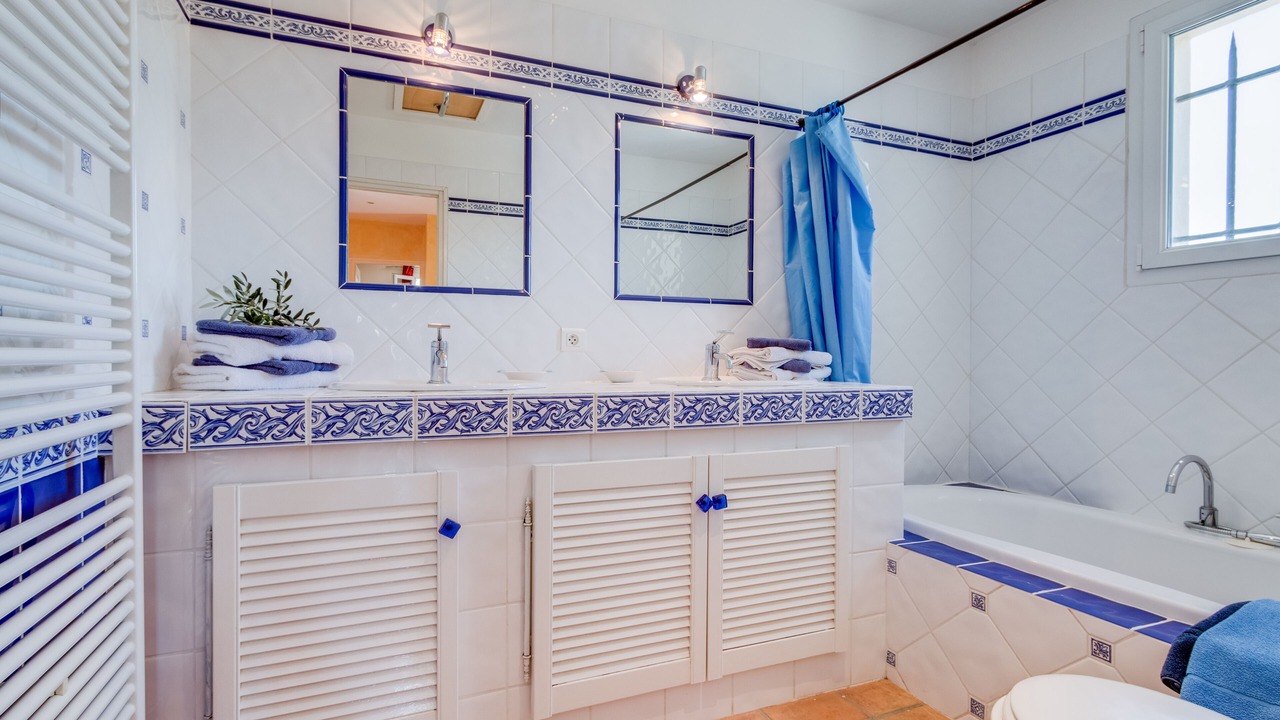 Photo of Bathroom in Pelissanne