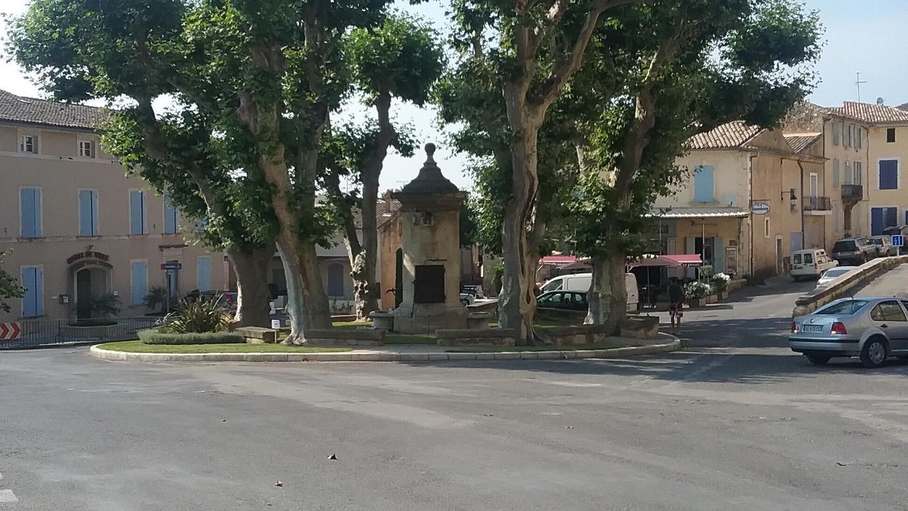 Photo of Others in Robion