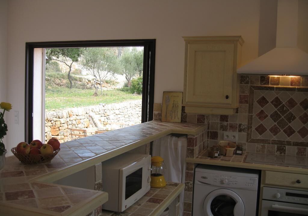Photo of Kitchen in Entrecasteaux
