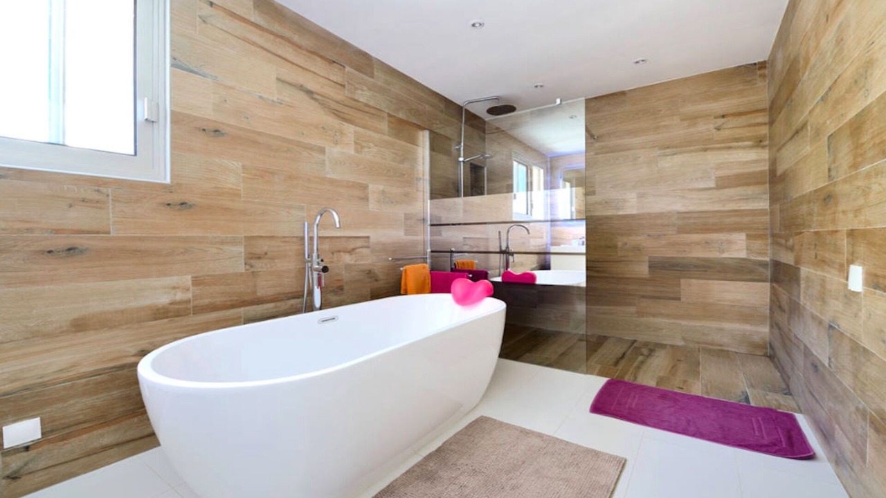 Photo of Bathroom in Les Pennes-Mirabeau