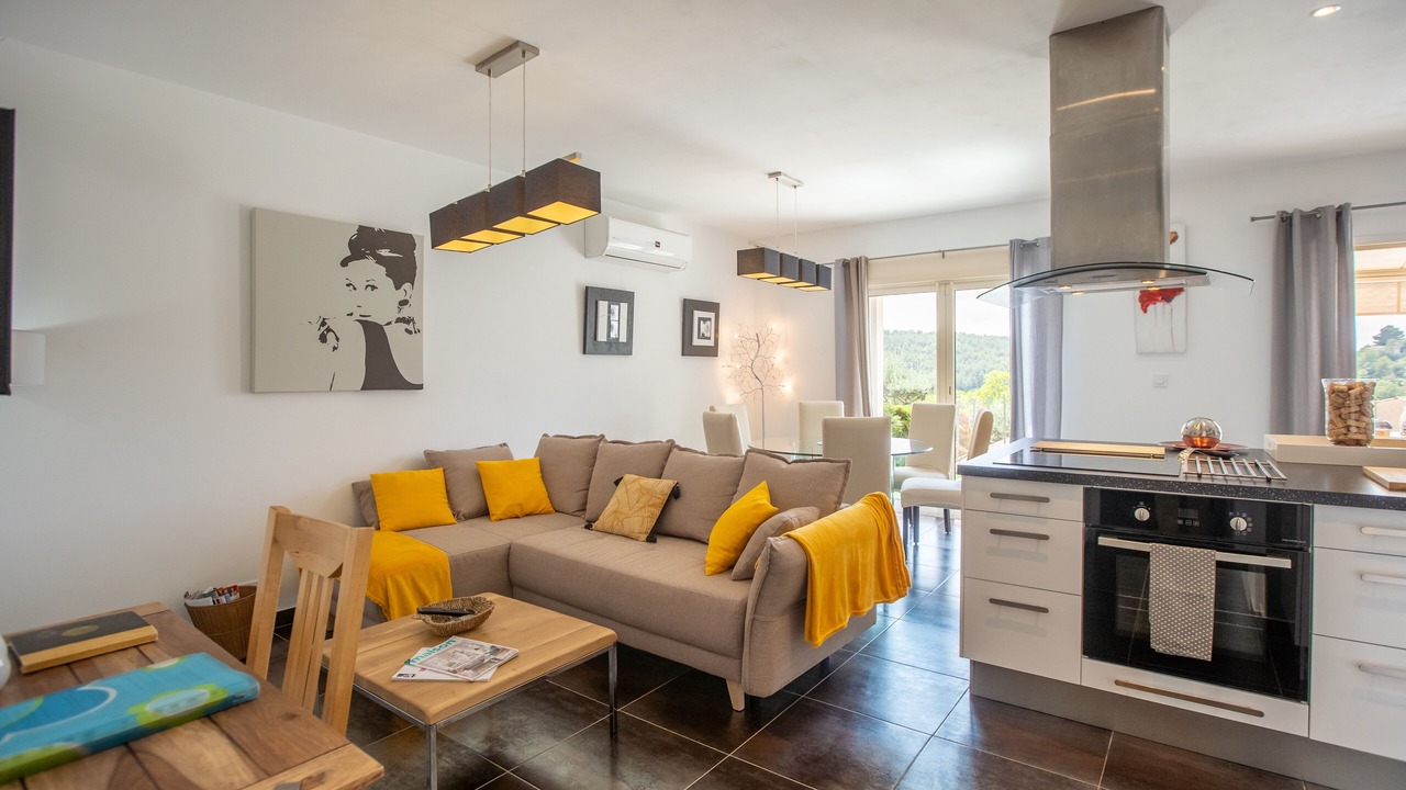 Photo of Livingroom in Callas