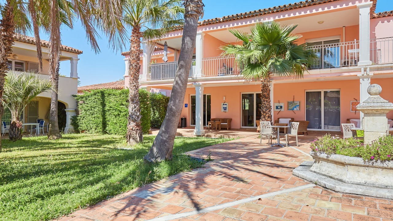 Photo of Outdoor in Grimaud