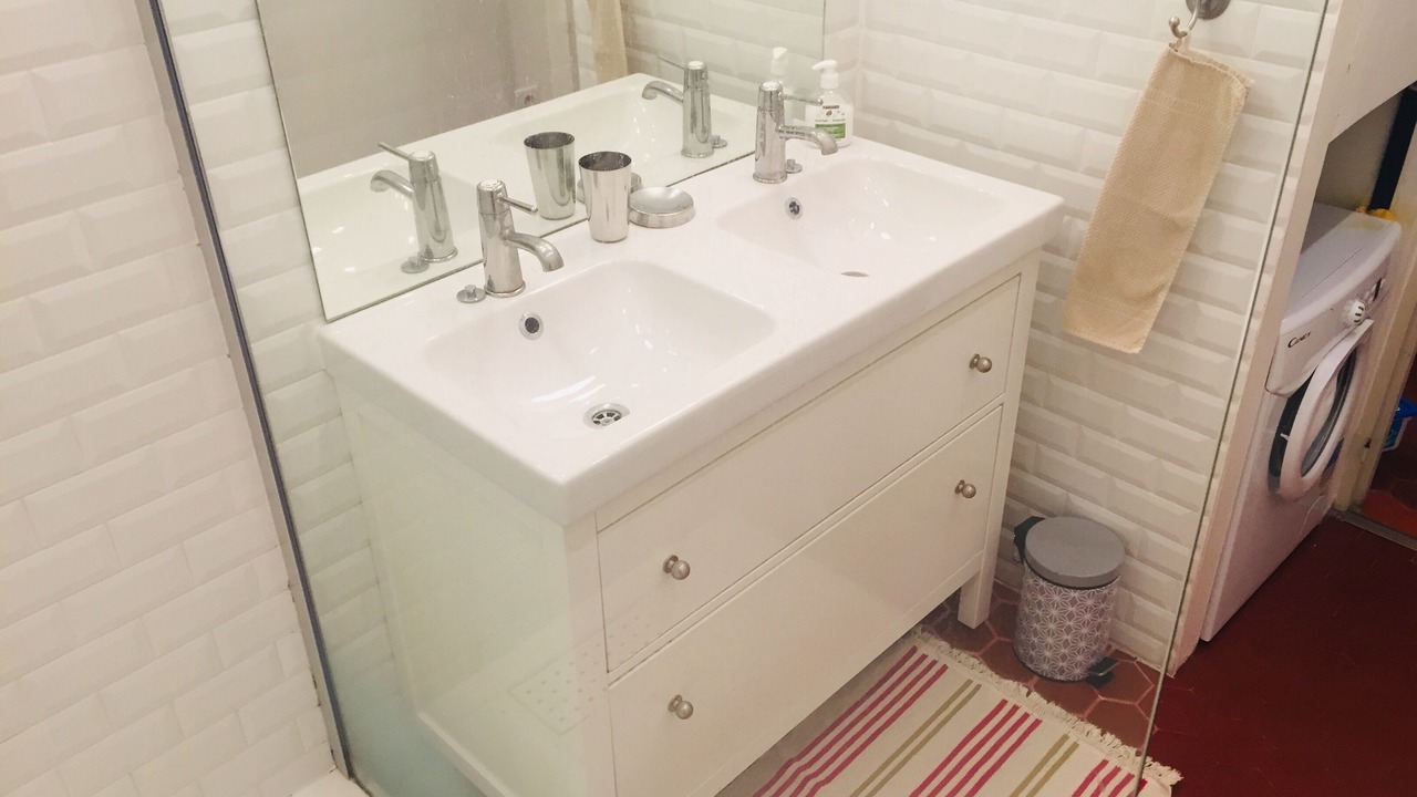 Photo of Bathroom in Avignon City Centre