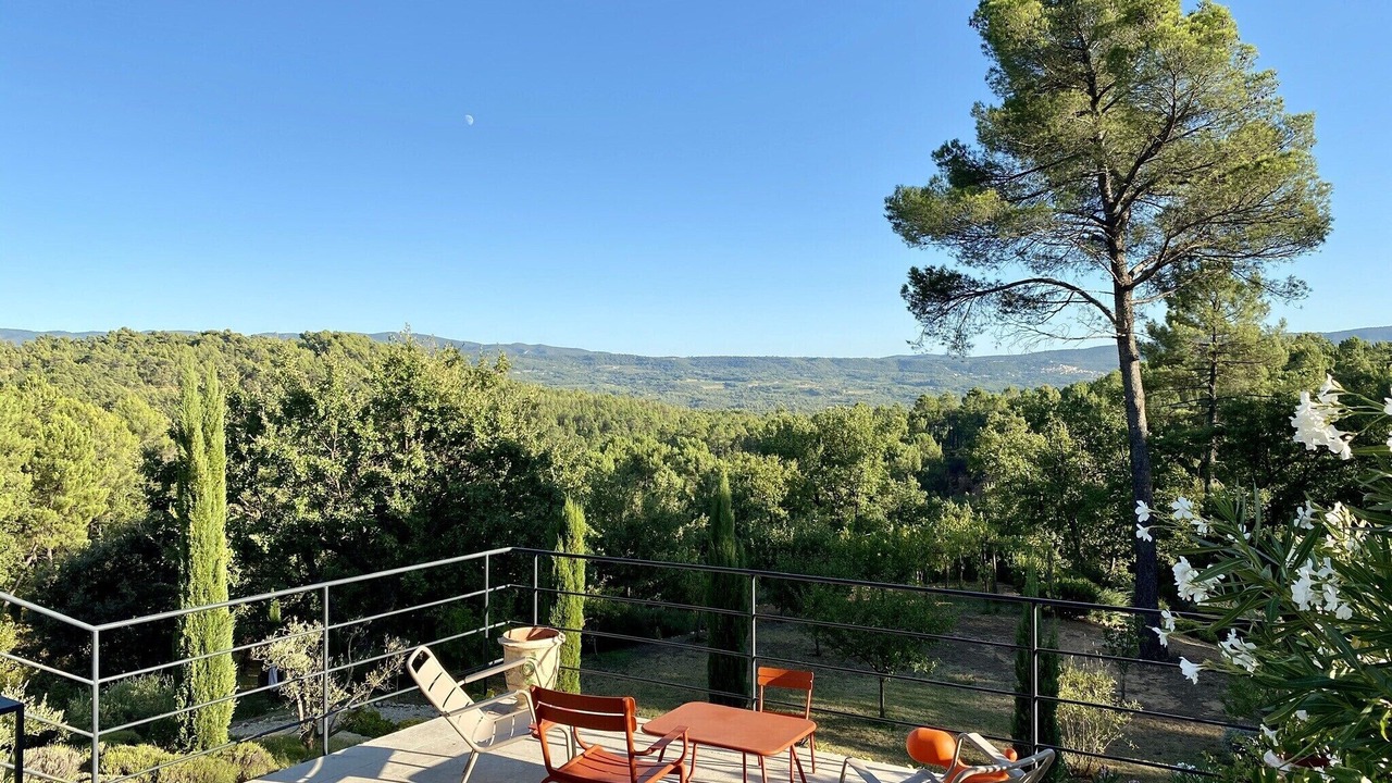 Photo of Patio Balcony in Roussillon