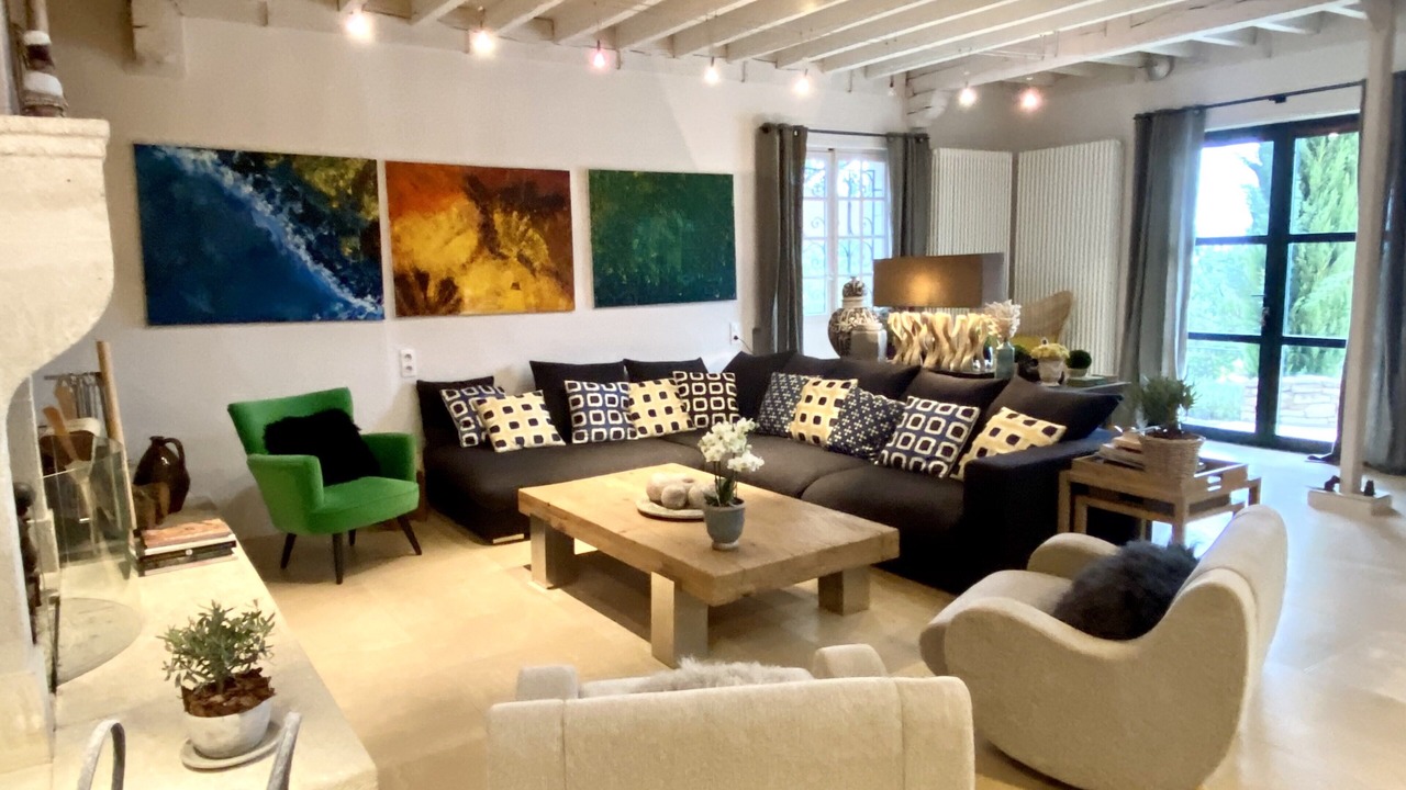 Photo of Livingroom in Roussillon