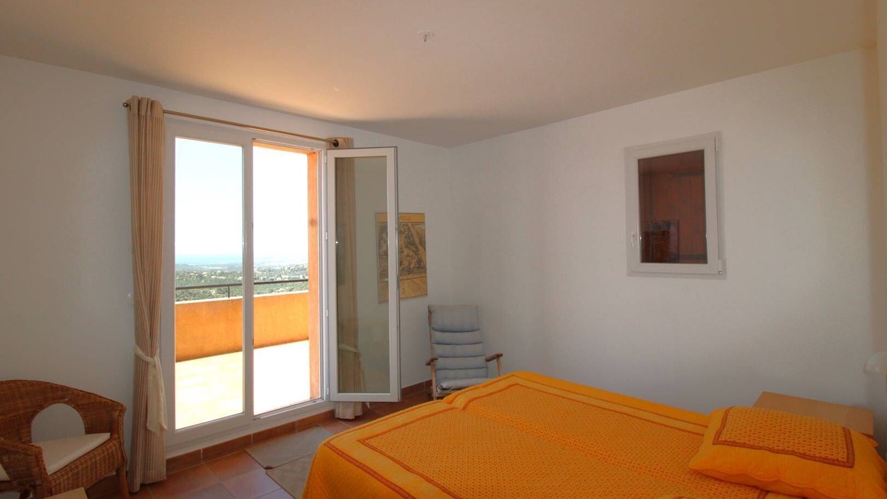 Photo of Bedroom in La Londe-les-Maures