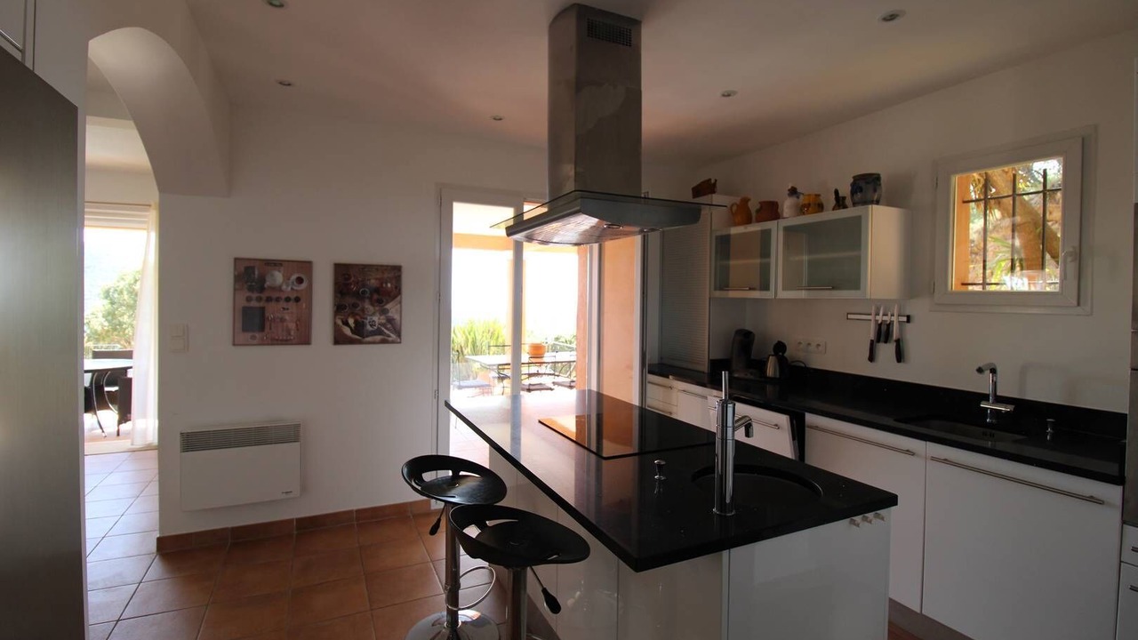 Photo of Kitchen in La Londe-les-Maures