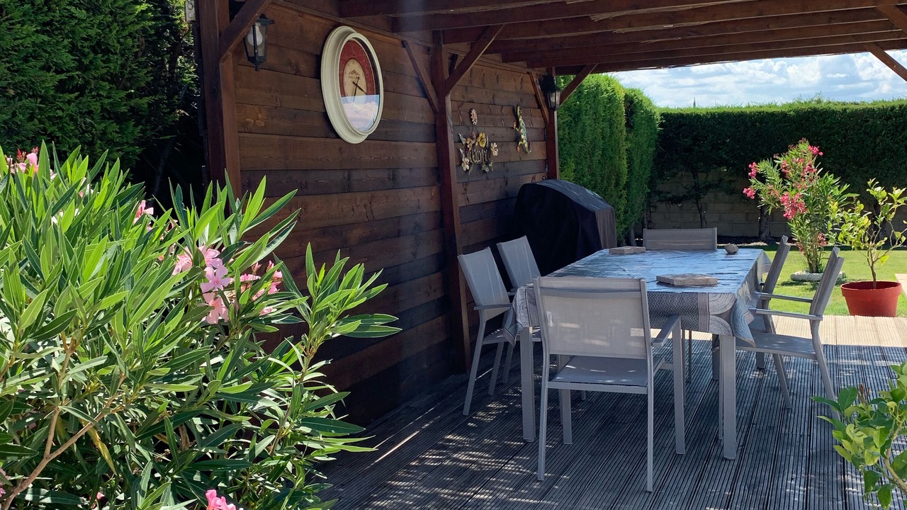 Photo of Outdoor in Molleges
