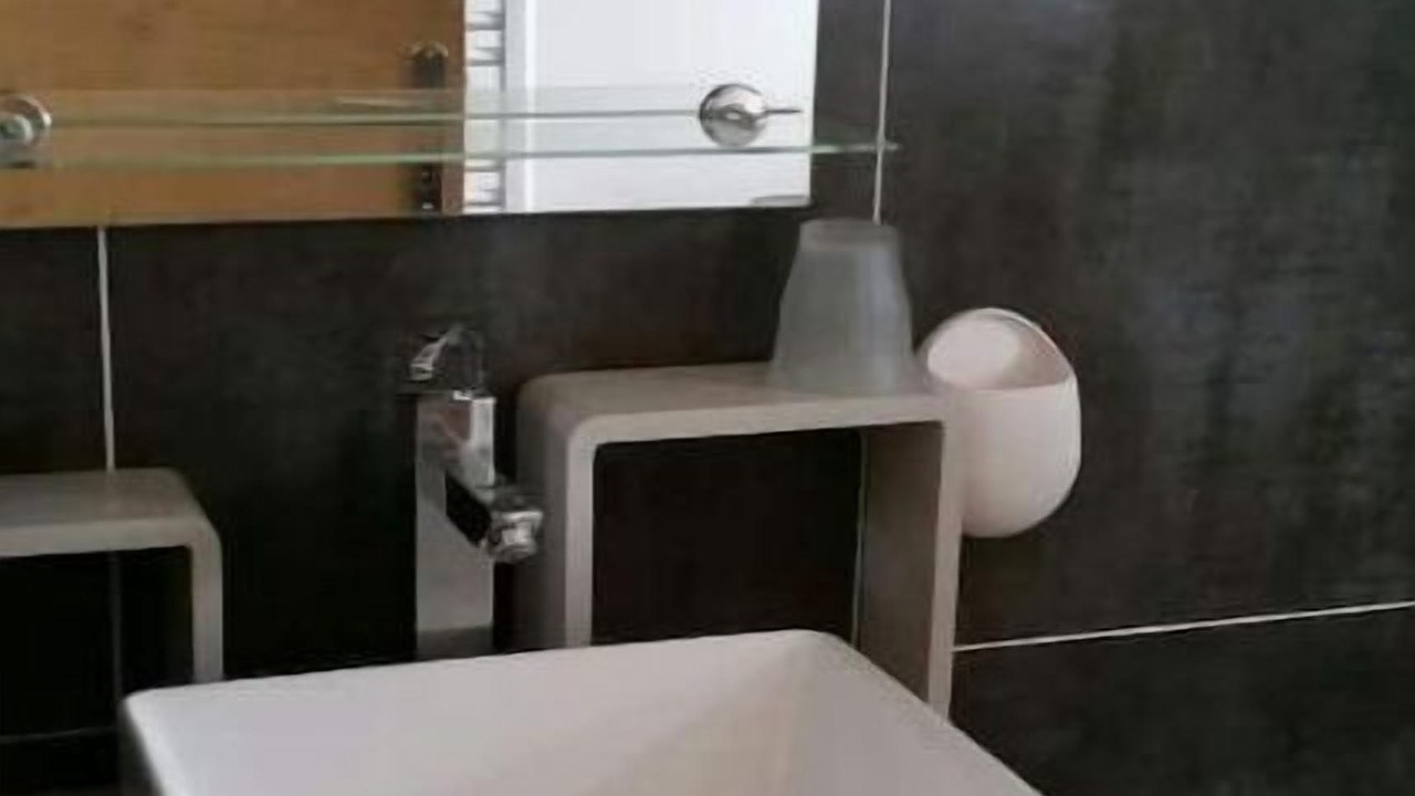 Photo of Bathroom in Eyragues
