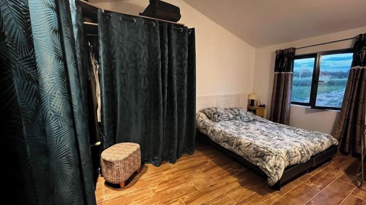 Photo of Bedroom in Eyragues