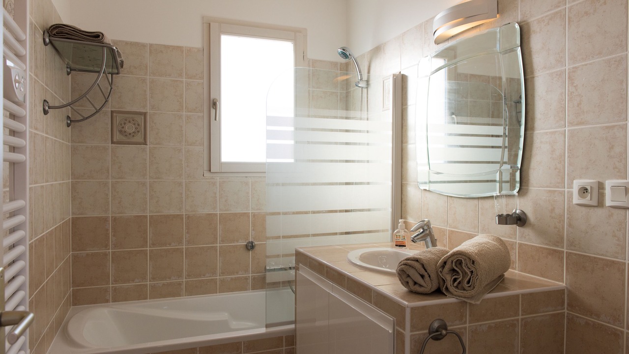Photo of Bathroom in Sernhac