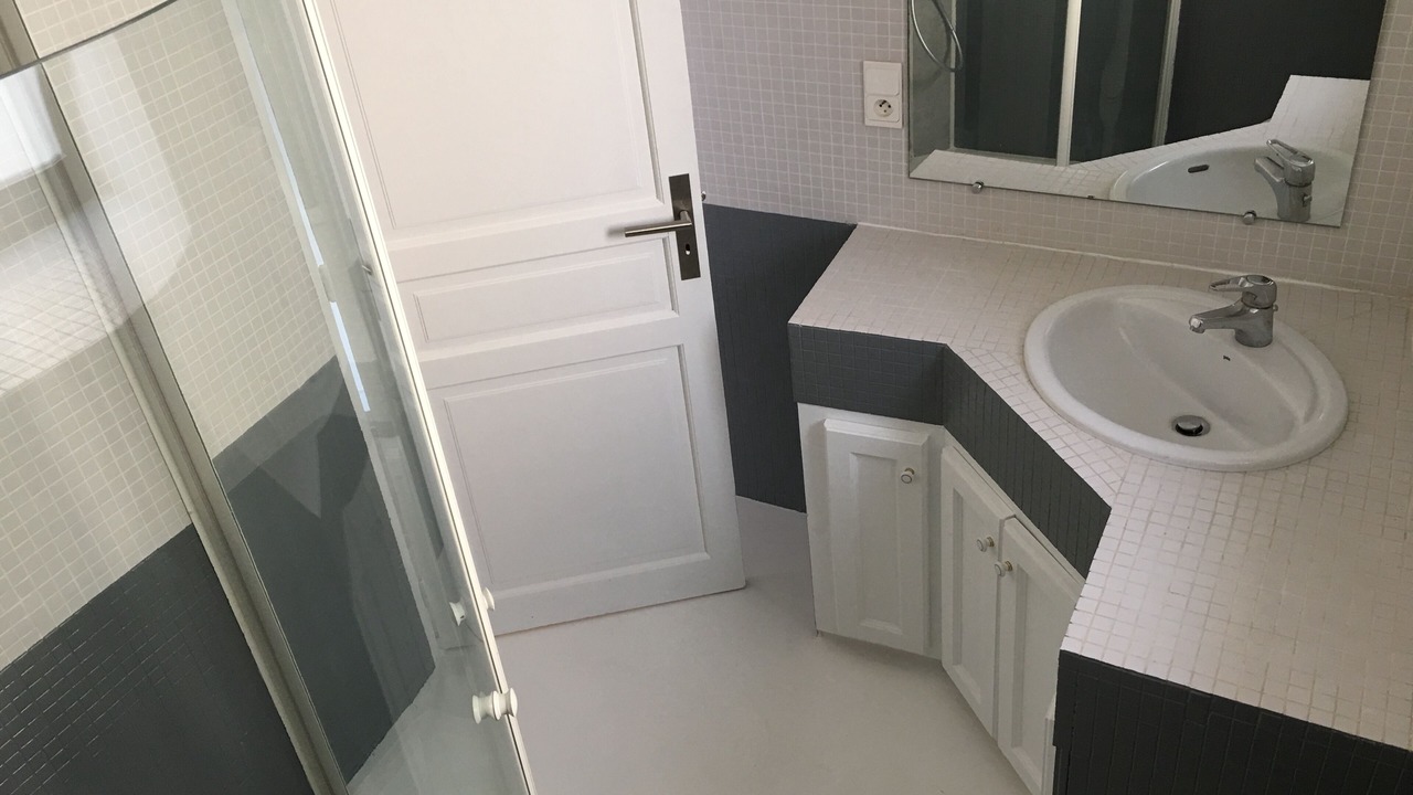 Photo of Bathroom in Vers-Pont-du-Gard