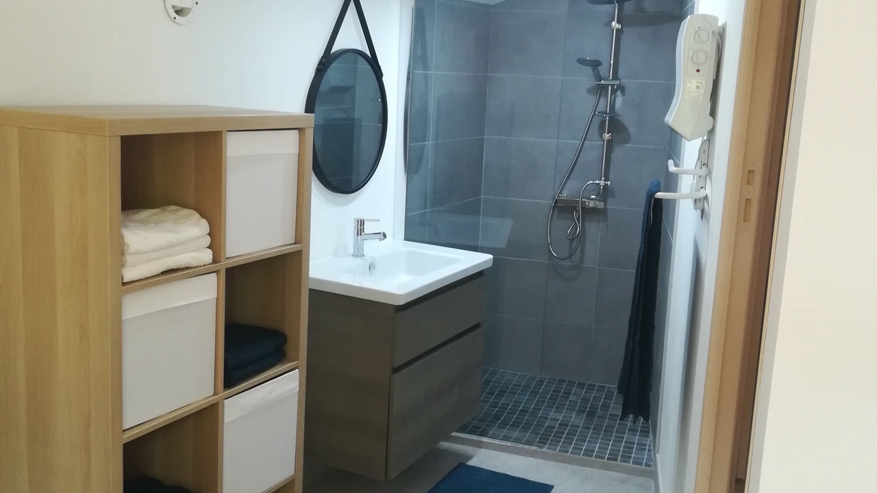 Photo of Bathroom in Colonzelle