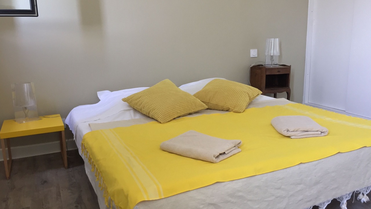 Photo of Bedroom in Sablet