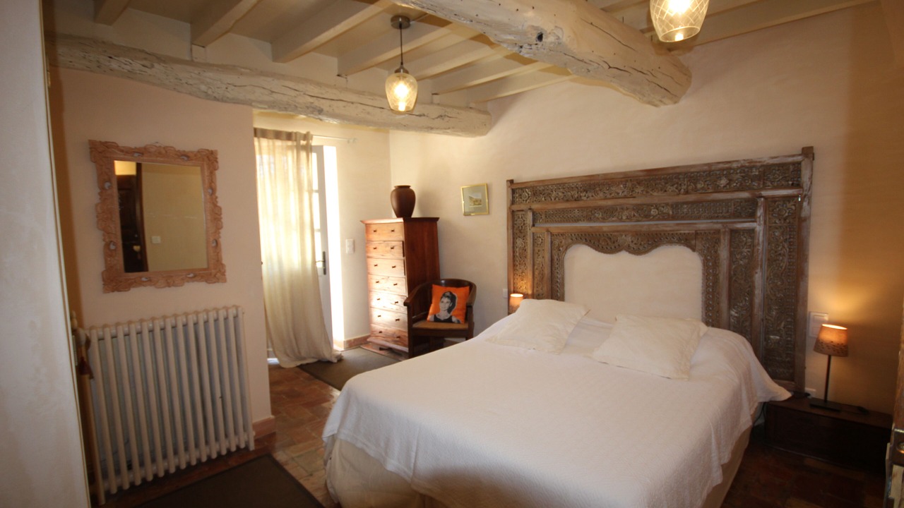 Photo of Bedroom in Rustrel