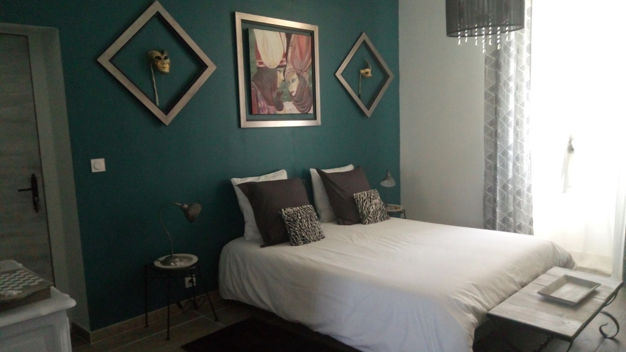 Photo of Bedroom in Serignan-du-Comtat