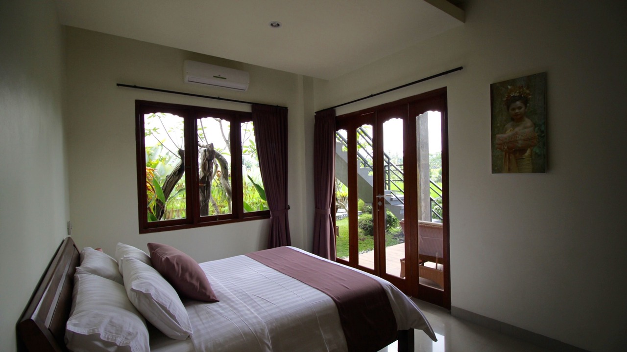 Photo of Bedroom in Sambahan