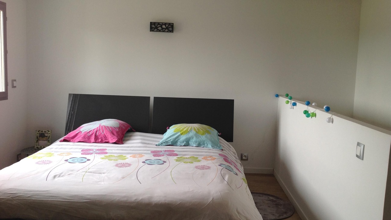 Photo of Bedroom in Rochefort-du-Gard