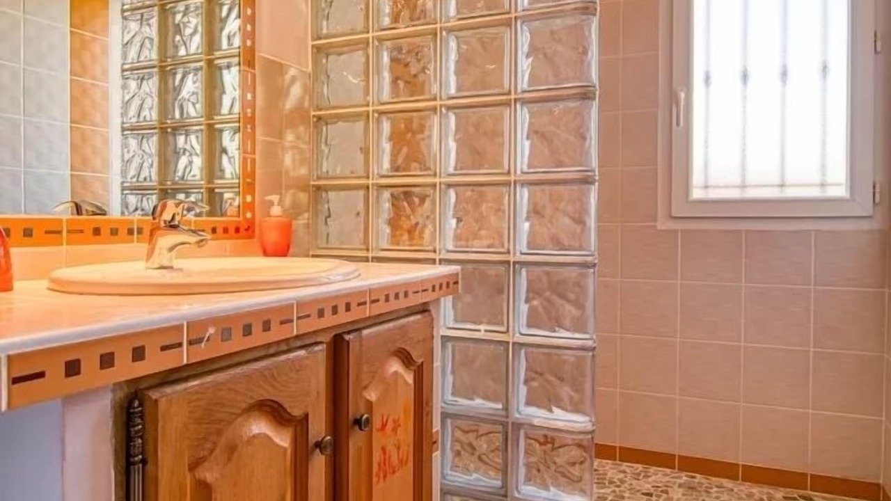 Photo of Bathroom in Montfort-sur-Argens