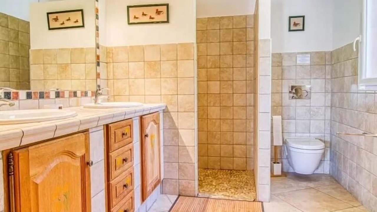 Photo of Bathroom in Montfort-sur-Argens