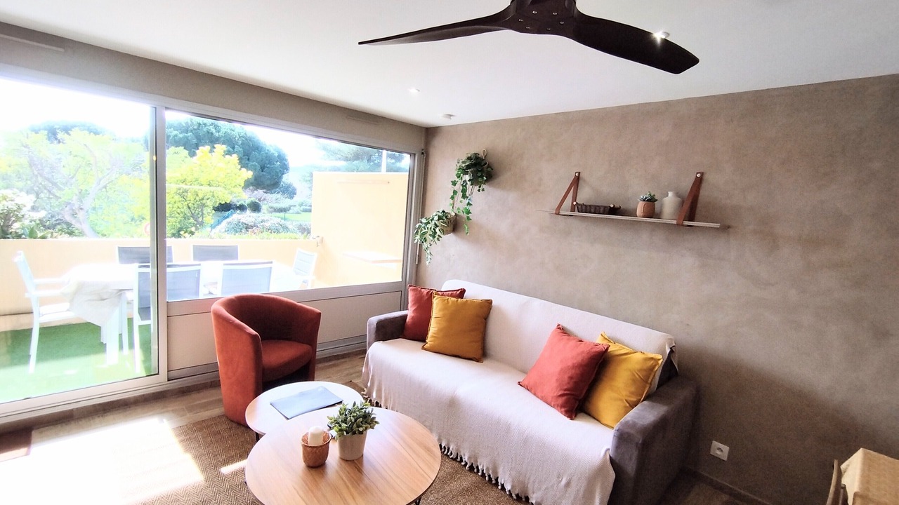 Photo of Livingroom in La Faviere