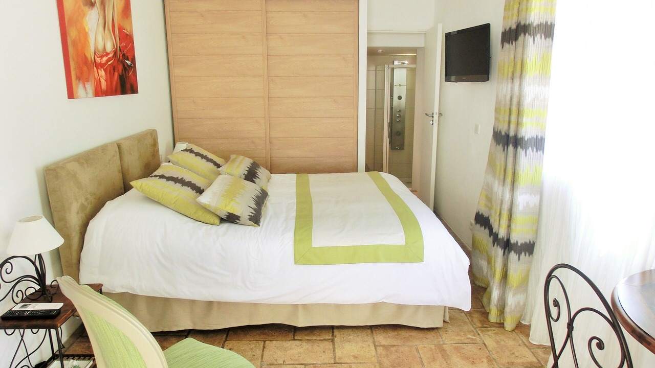 Photo of Bedroom in Bandol