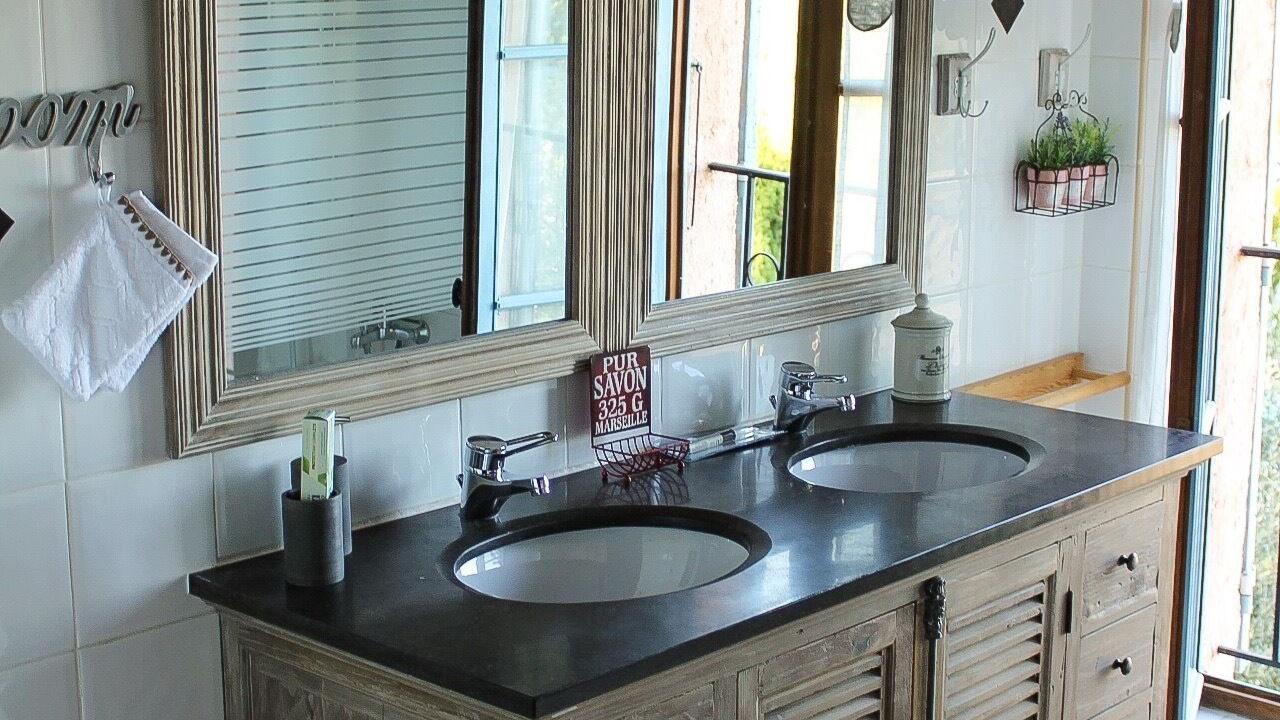 Photo of Bathroom in Tourrettes