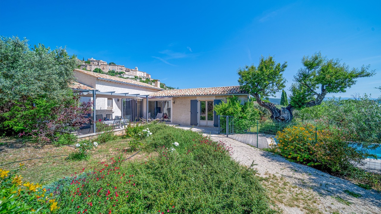 Photo of Outdoor in Simiane-la-Rotonde