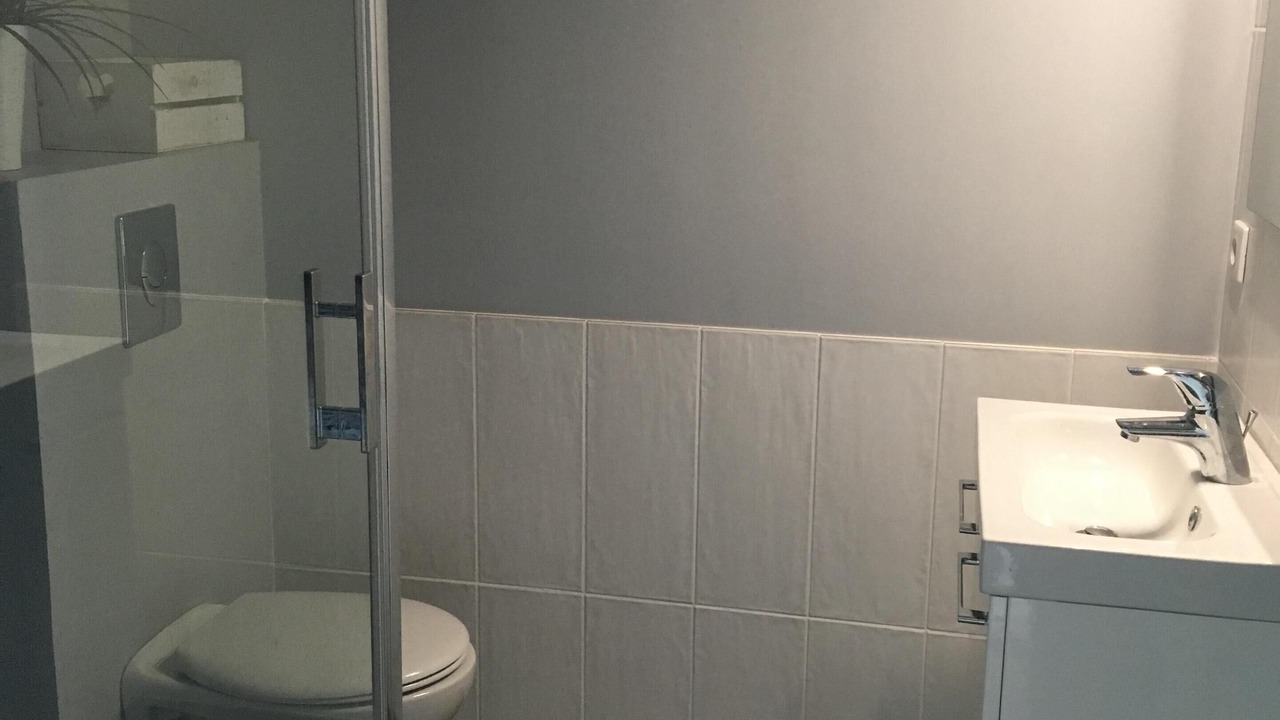Photo of Bathroom in Molleges