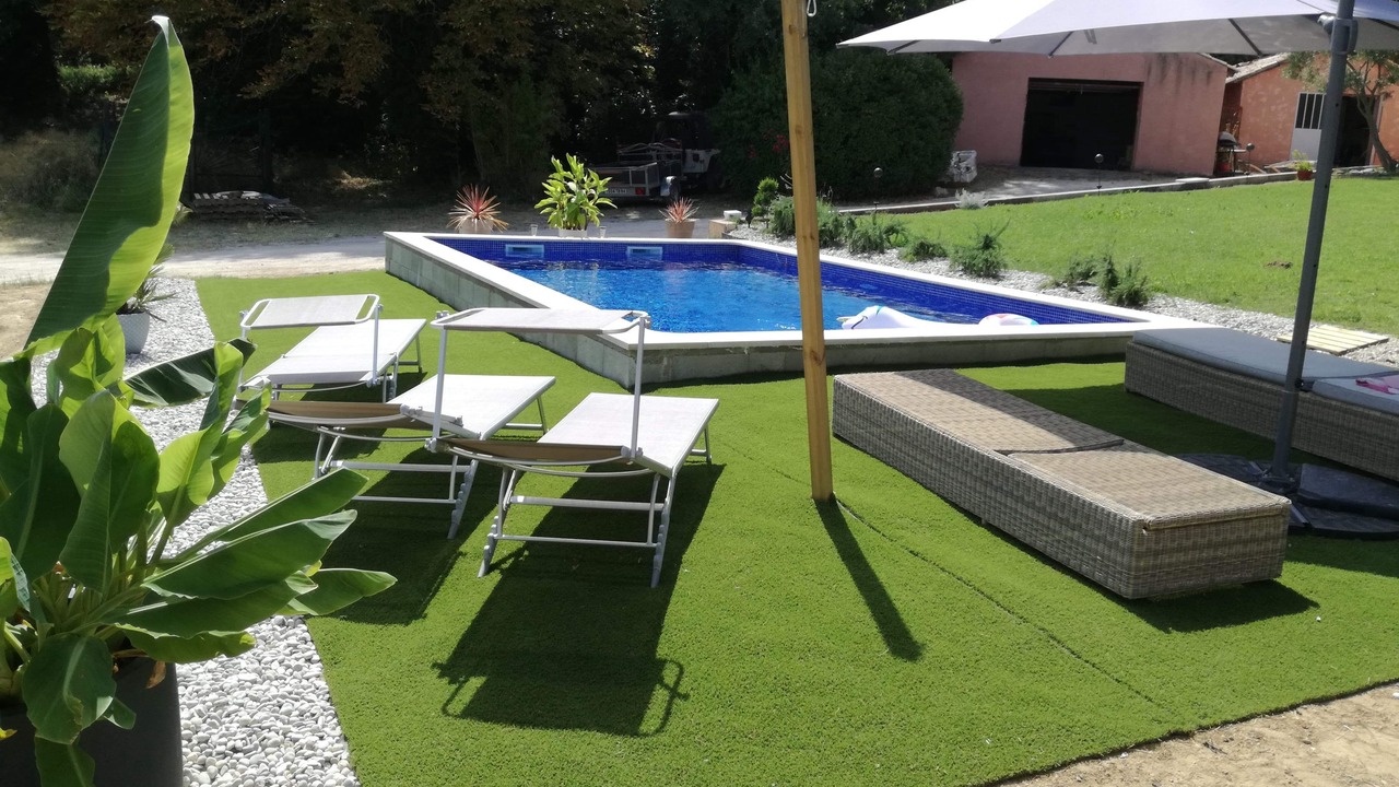 Photo of Outdoor in Bedarrides