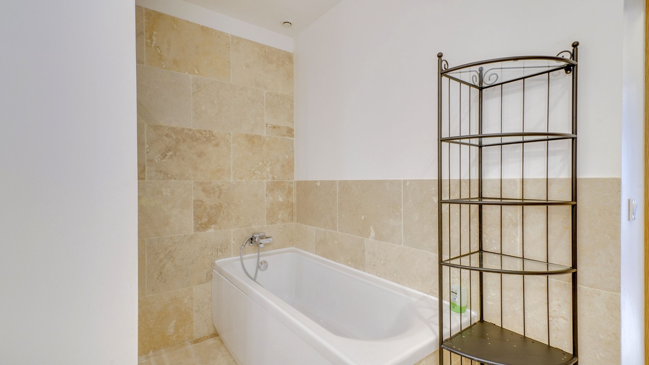 Photo of Bathroom in Jonquerettes