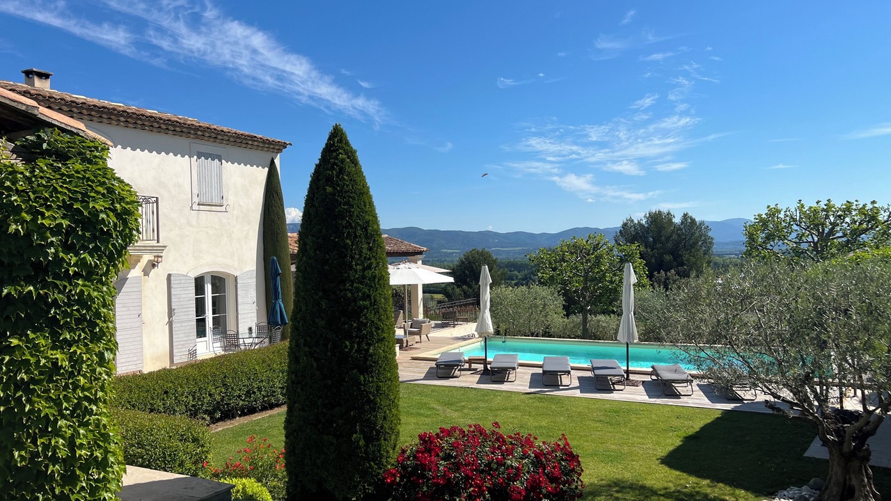 Photo of Outdoor in Pont Royal