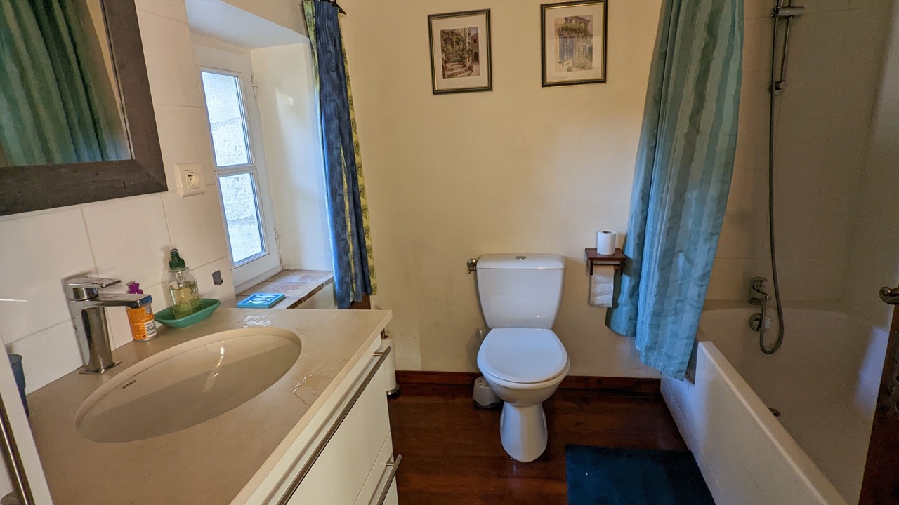 Photo of Bathroom in Boulbon