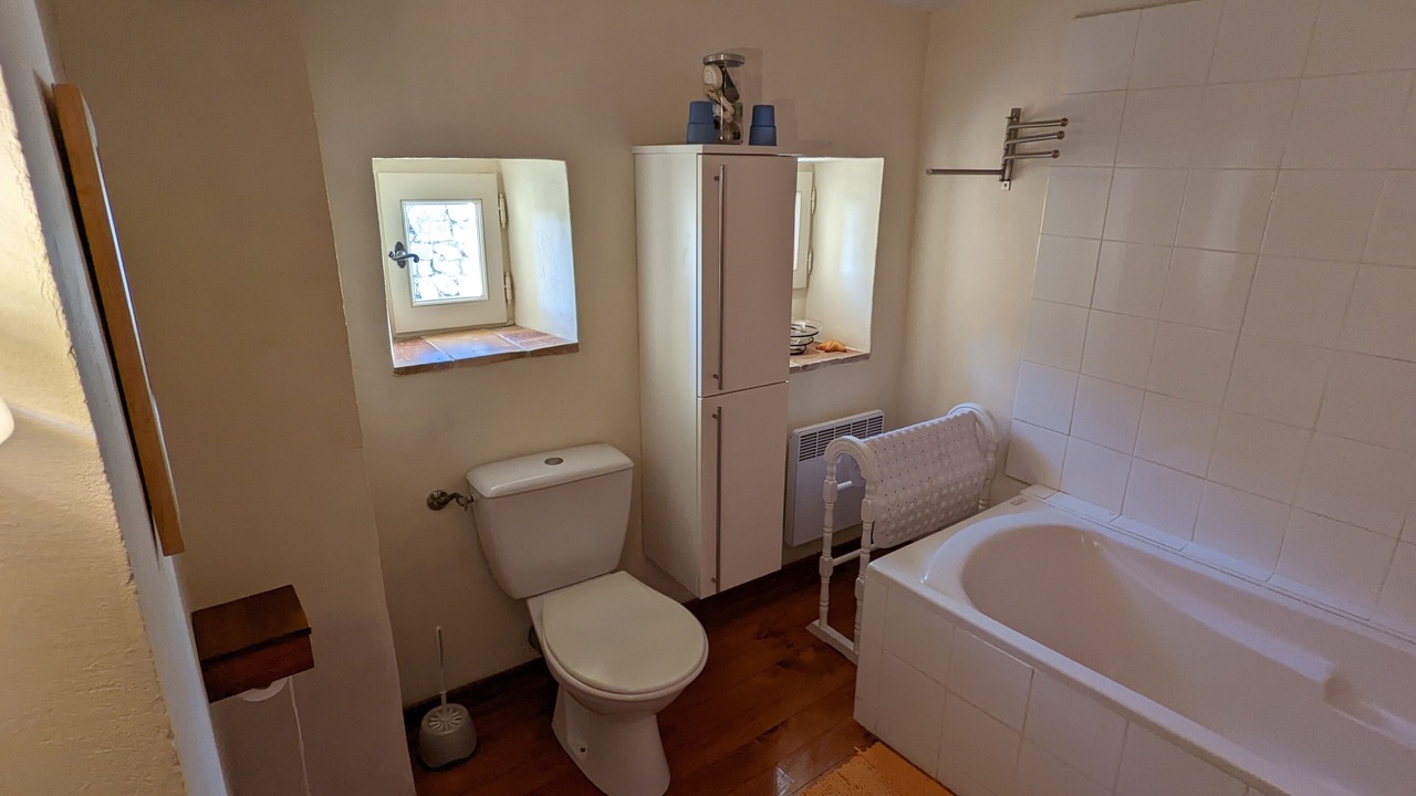 Photo of Bathroom in Boulbon