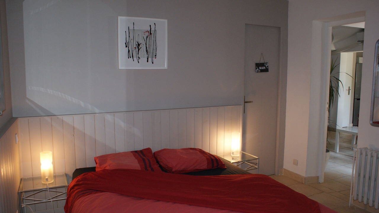 Photo of Bedroom in Rochefort-du-Gard