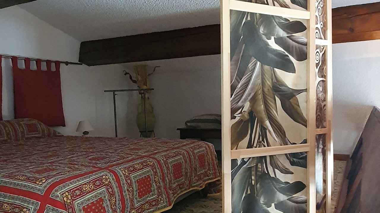 Photo of Bedroom in Arles
