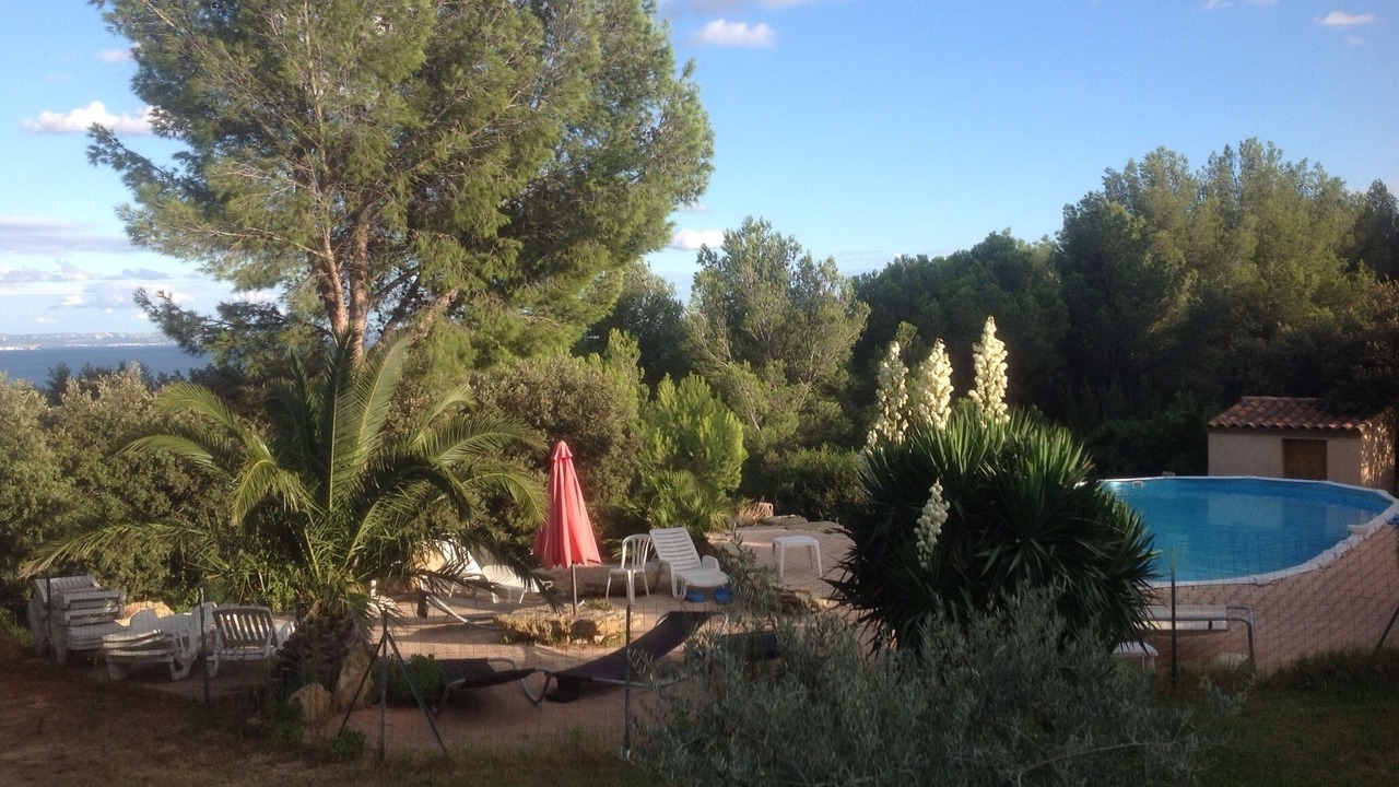 Photo of Outdoor in Istres