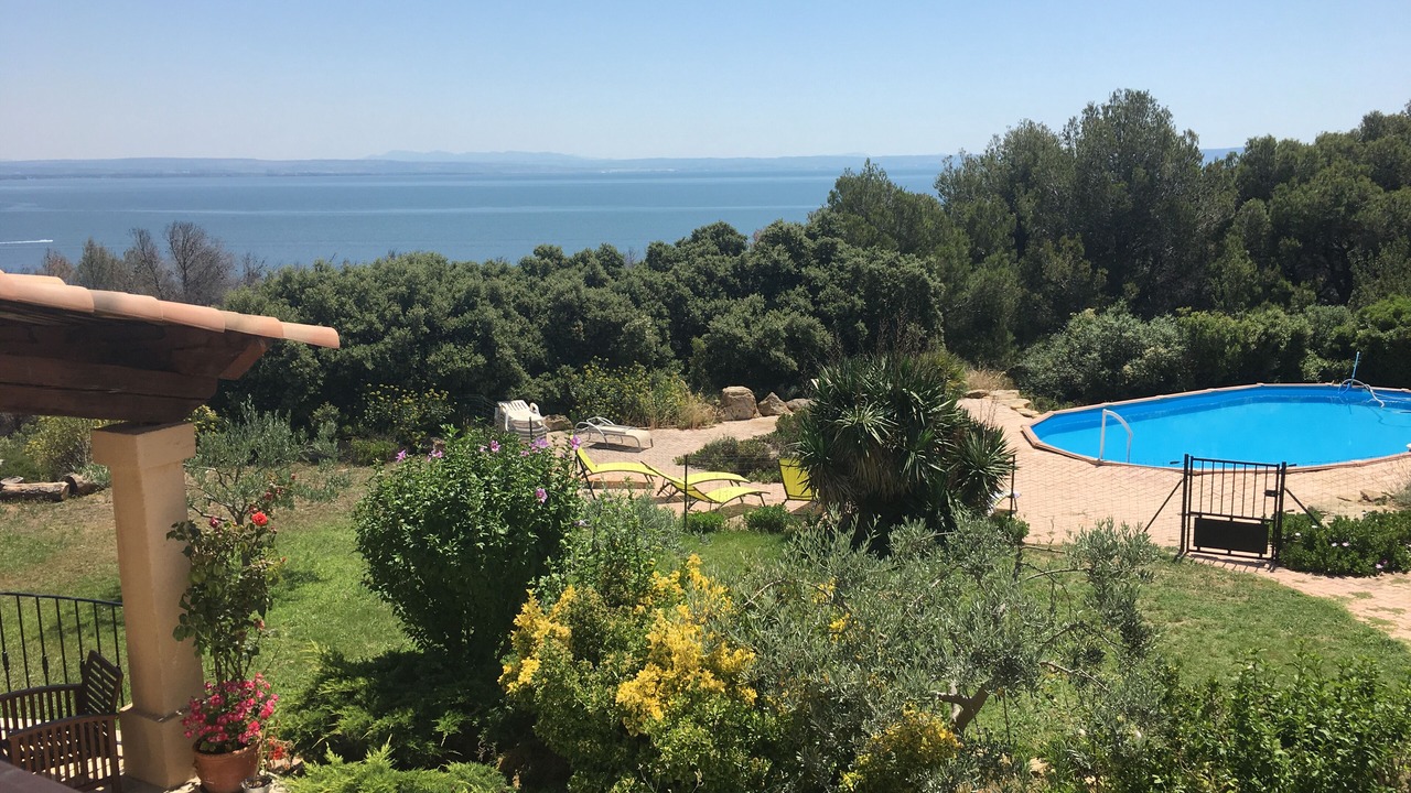 Photo of Outdoor in Istres