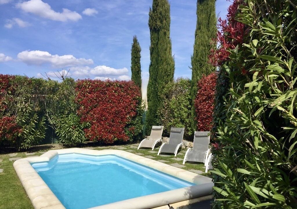 Photo of Outdoor in Grillon