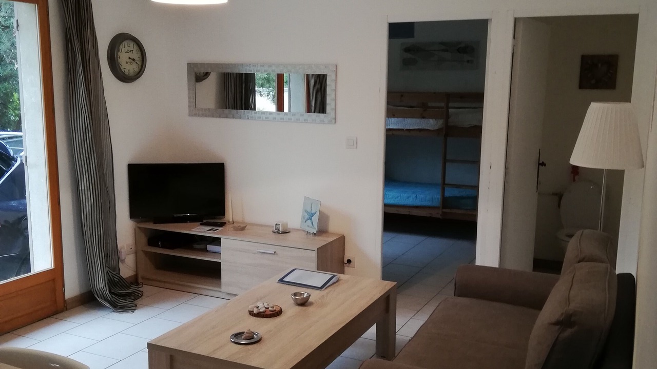 Photo of Livingroom in Niolon