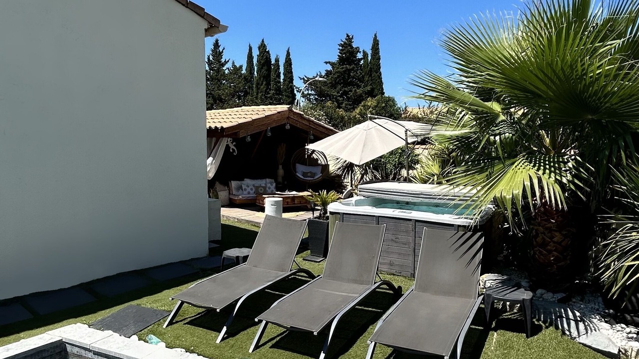 Photo of Outdoor in Garons