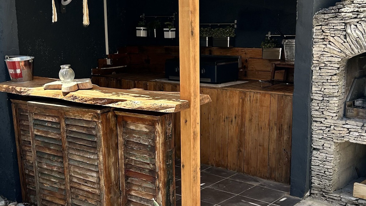 Photo of Patio Balcony in Garons
