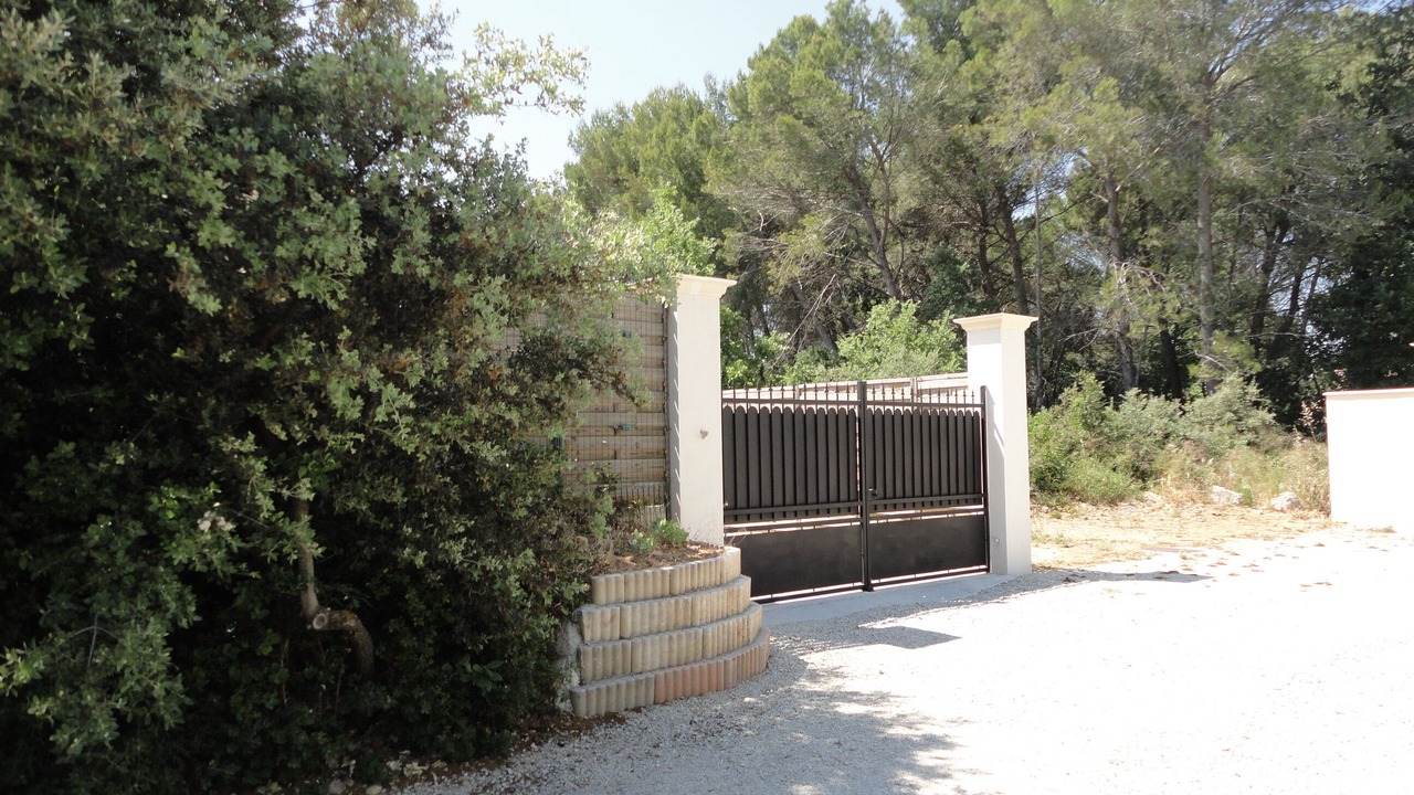 Photo of Outdoor in Chateauneuf-de-Gadagne