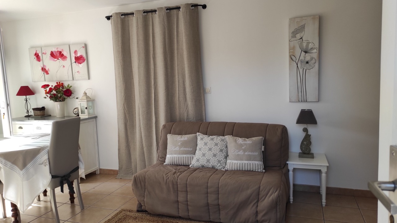 Photo of Livingroom in Chateauneuf-de-Gadagne