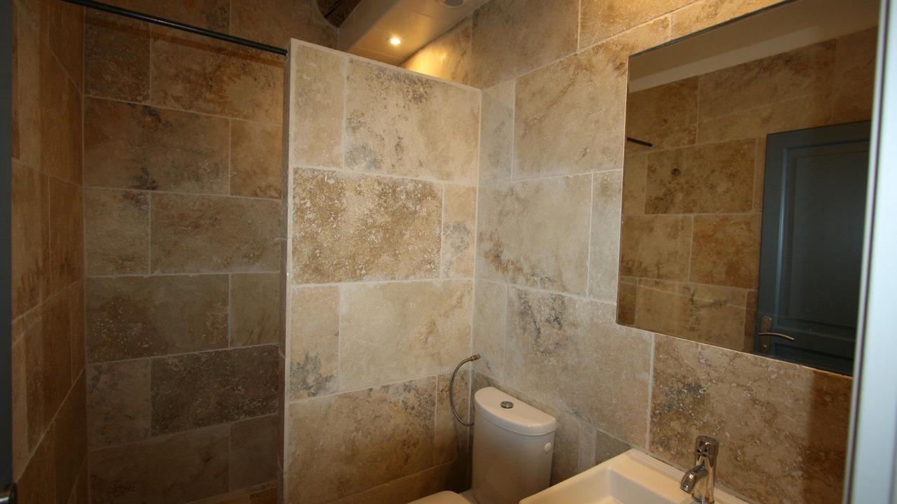 Photo of Bathroom in Villelaure